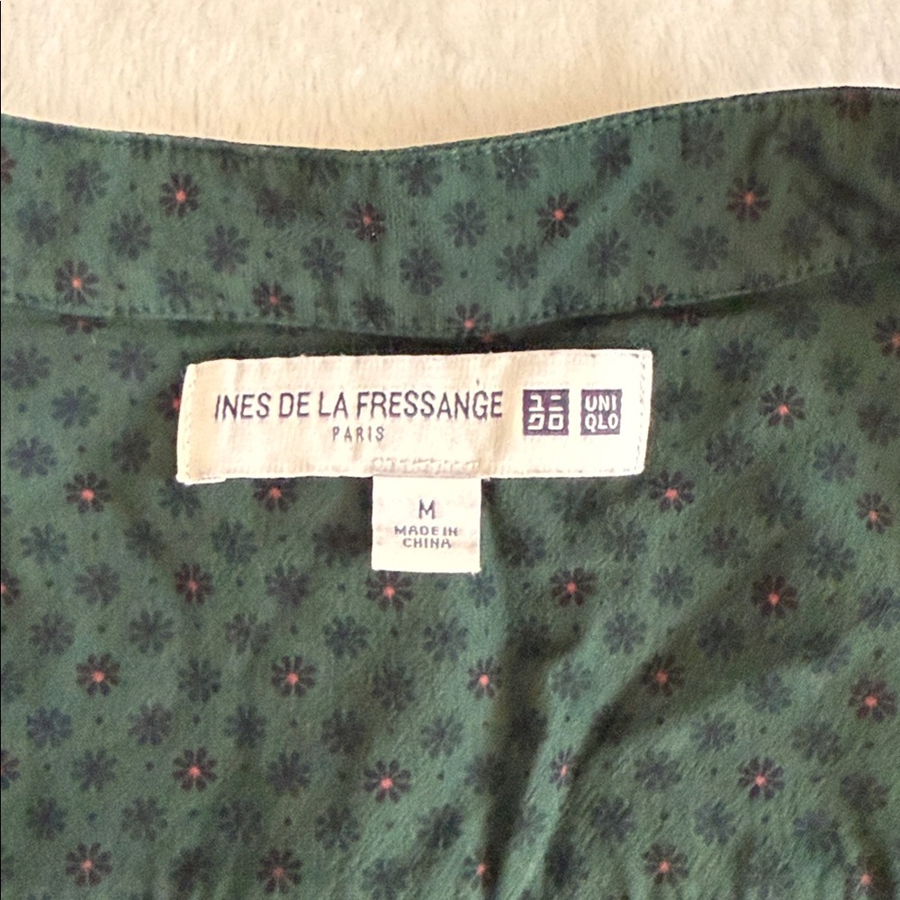 Ines de la Fressange x Uniqlo | Floral Print Covered Button Top Blouse Green M - Picture 8 of 15
